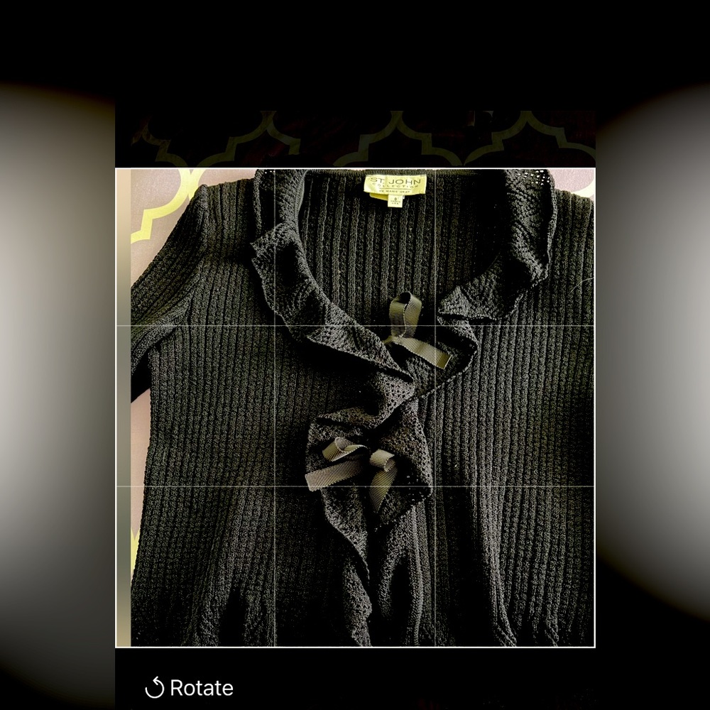 St John knit sweater, size 8 is perfect for the holidays!